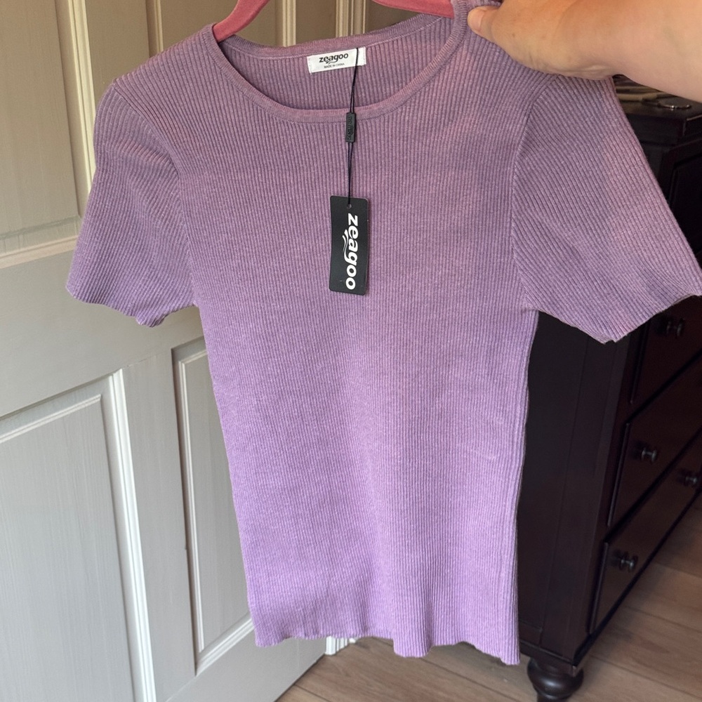 NWT Zeagoo Women's Lavender Short Sleeve Top Sz L